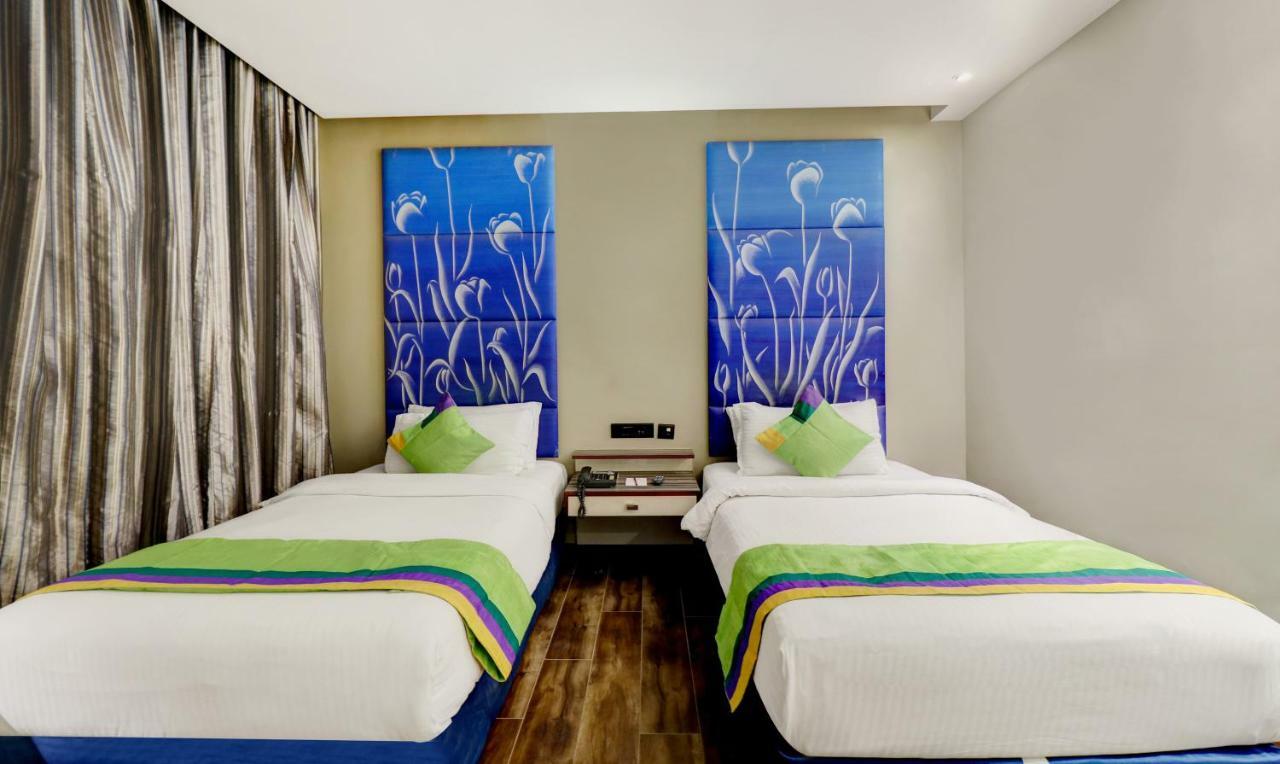 The Spring Hotel Chennai Exterior photo